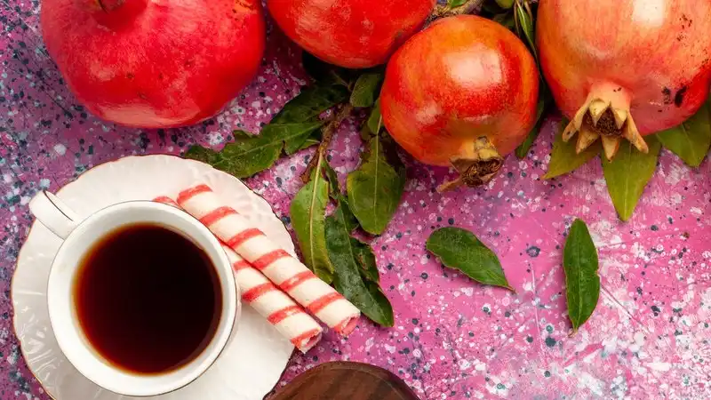 شب یلدا 1403 چه روزی است؟ 3 خوراکی های شب یلدا