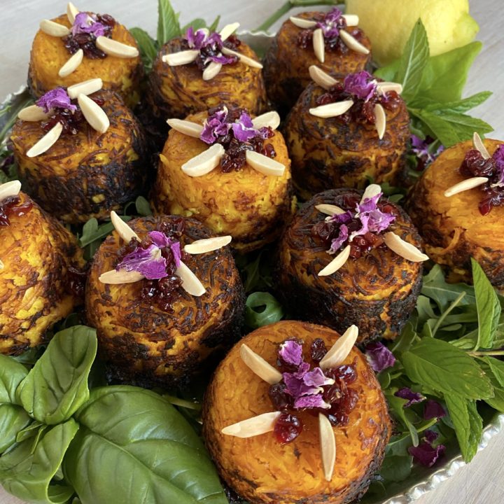 40 مدل تزئین ته چین مرغ 13 Persian Crispy Rice Cups Tahchin topped with Candied Zereshk 720x720 1