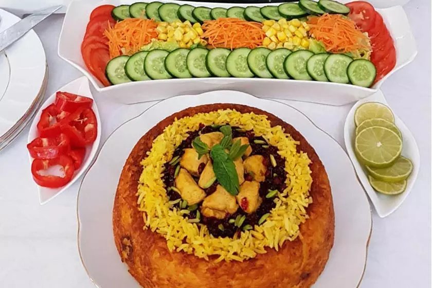 40 مدل تزئین ته چین مرغ 22 bbbeb3e4 4652 4773 9710 612f9ce69441